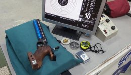 pistolj1.jpg